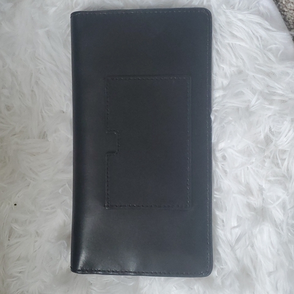 Kate Spade wallet - Picture 3 of 3